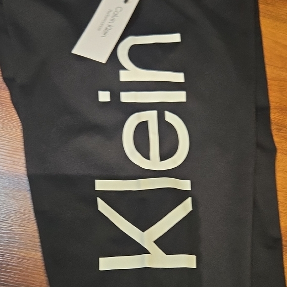 Calvin Klein Black Leggings Stretchy Athletic Wear NWT MEDIUM WOMEN - Picture 5 of 11